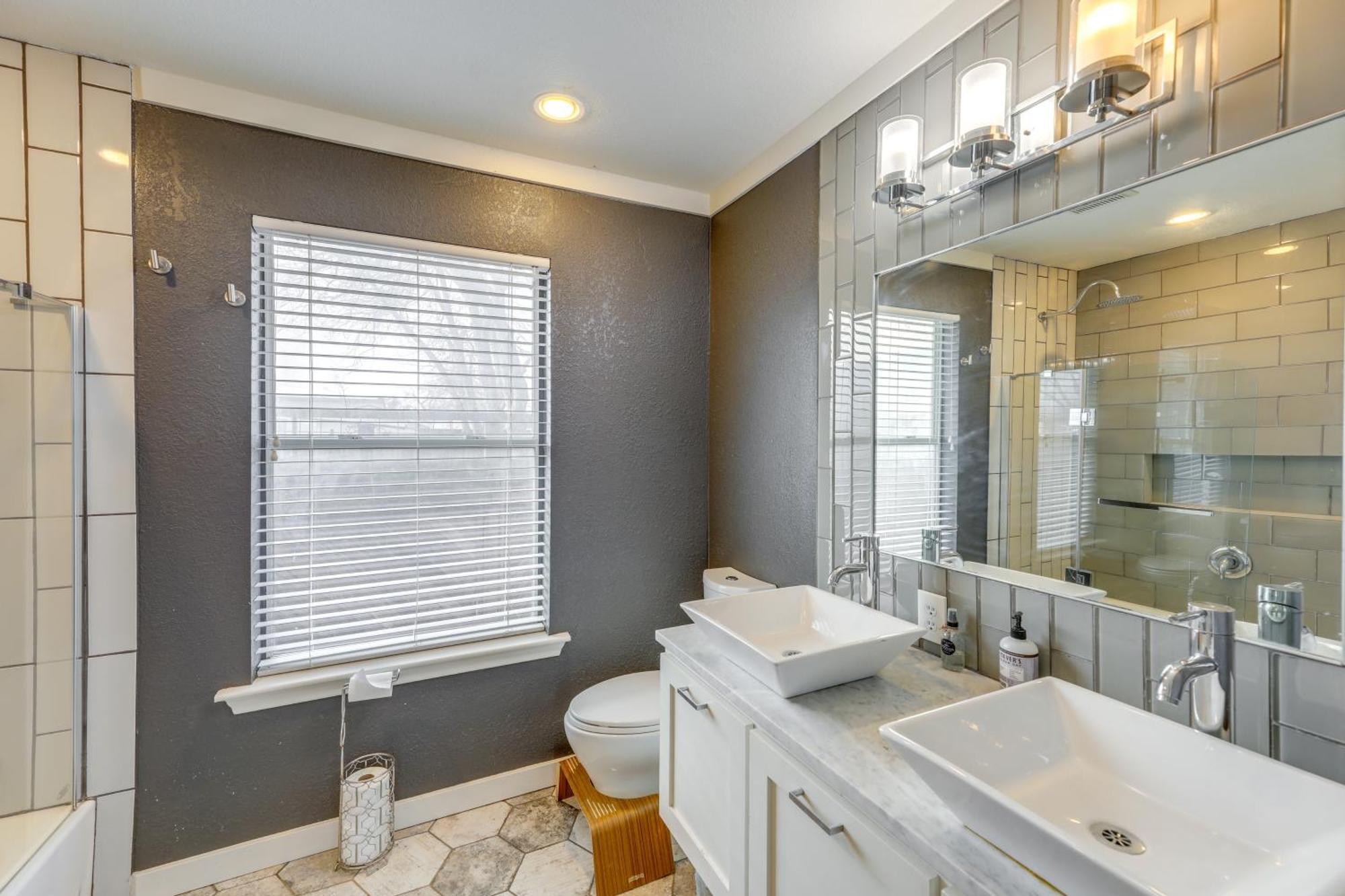 Pet-Friendly Austin Home With Private Yard And Deck! Εξωτερικό φωτογραφία