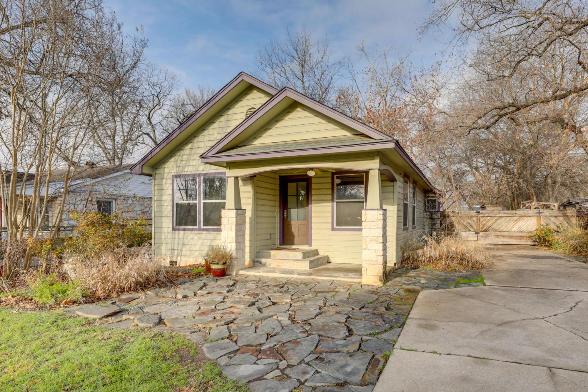 Pet-Friendly Austin Home With Private Yard And Deck! Εξωτερικό φωτογραφία